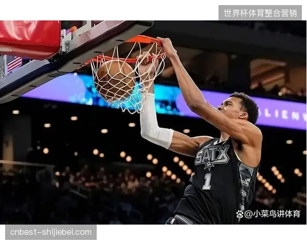 文班亚马承认首战发挥糟糕，承诺将迅速调整破解尼克斯防守策略